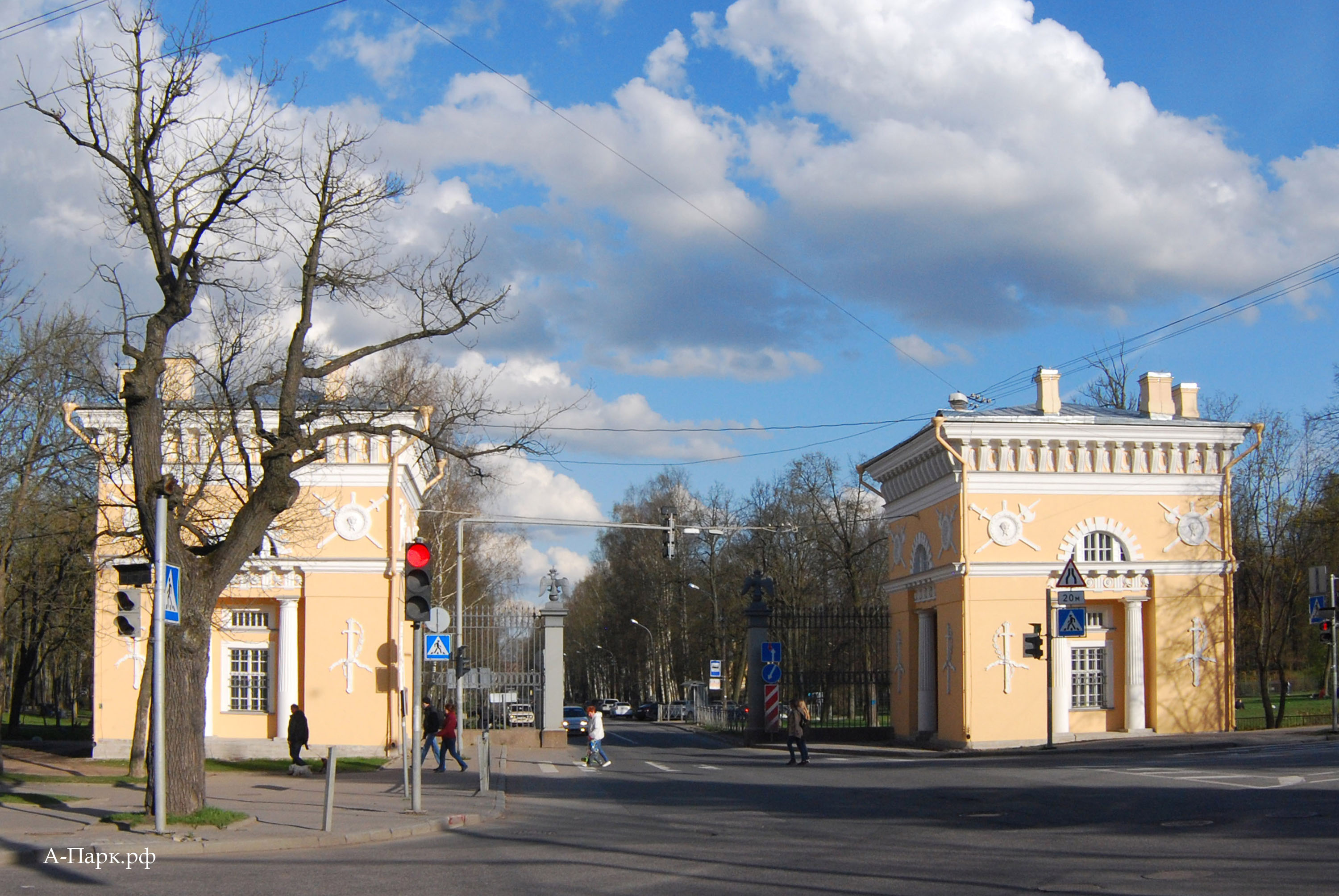 Что посмотреть в городе Пушкине (Царском Селе) за один день. Музеи,  дворцы,храмы и другие достопримечательности Пушкина. Экскурсии в Пушкин из  Санкт-Петербурга